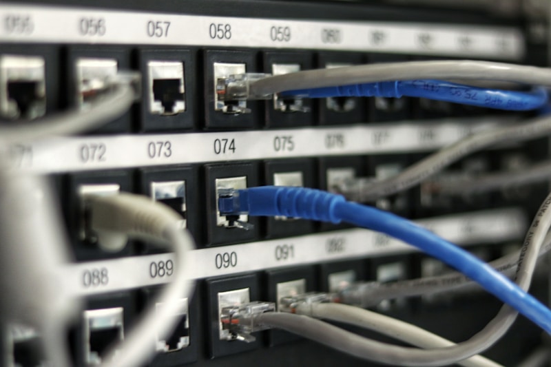Serverová skriňa a sieťová infraštruktúra